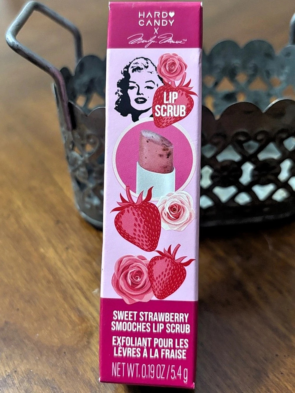 Hard Candy x Marilyn Monroe Sweet Strawberry Smooches Lip Scrub